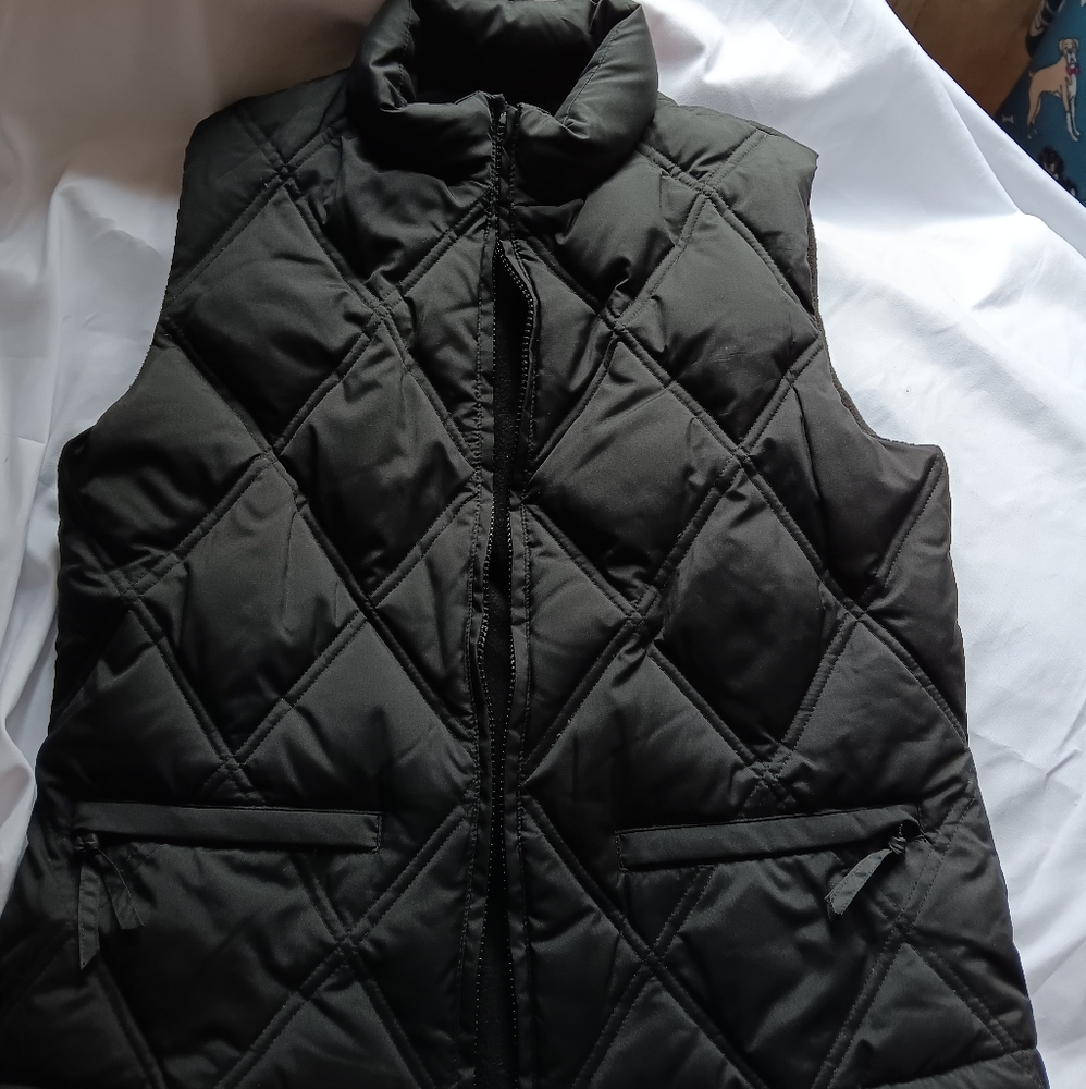 GAP Kids Black Puffer Vest XL